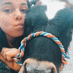 Meet your Posher, Cali